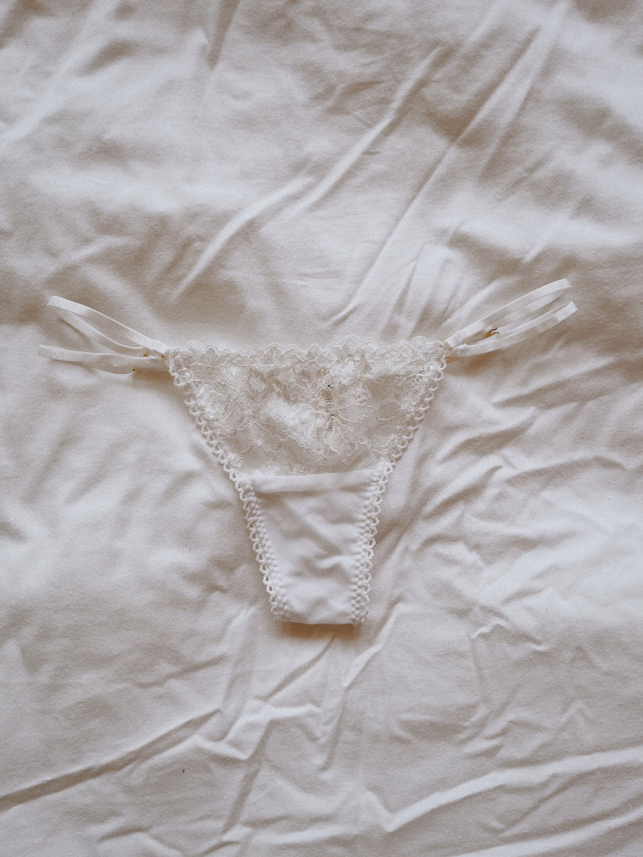 Robin String Knicker