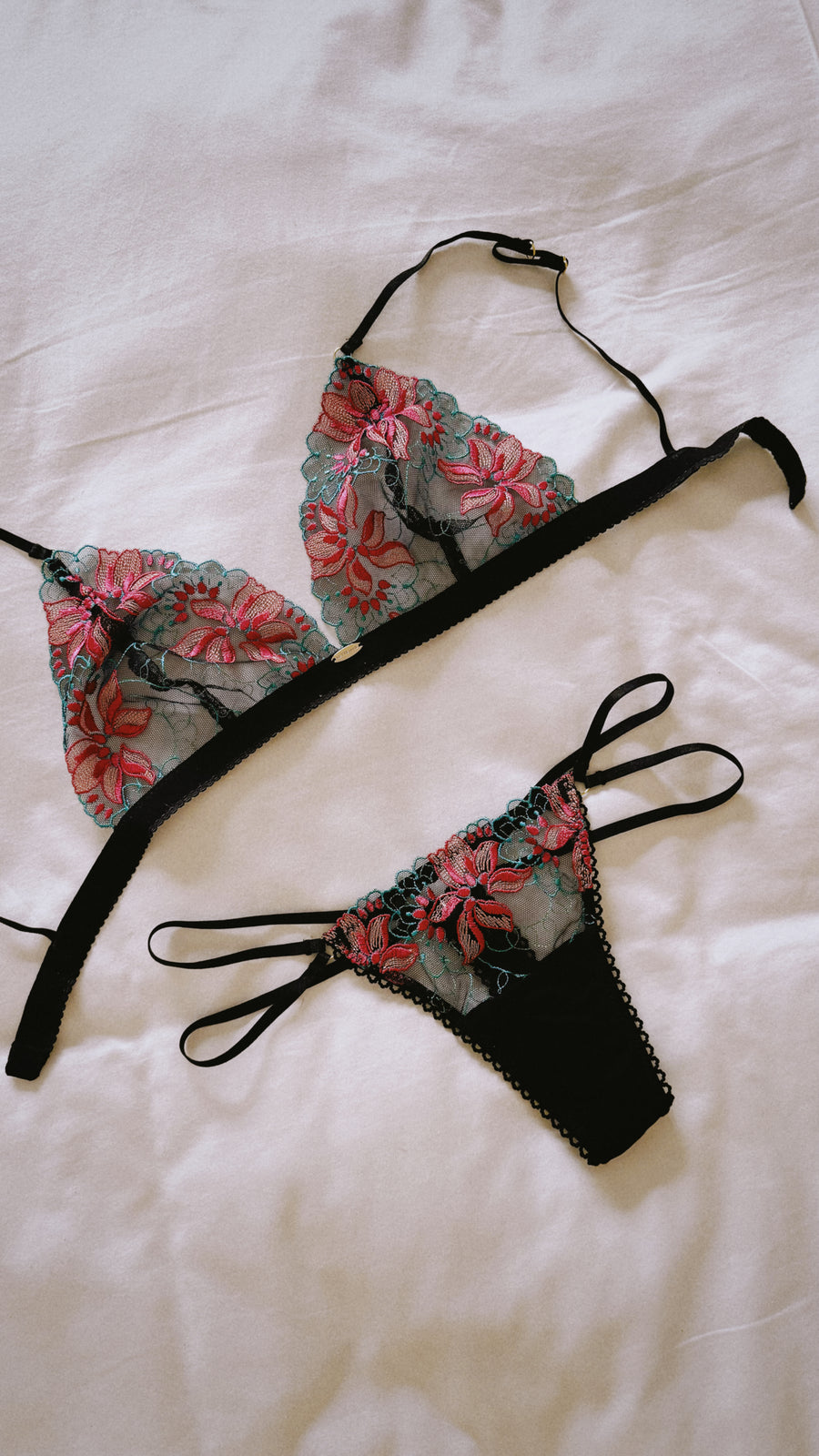 Molly String Knicker